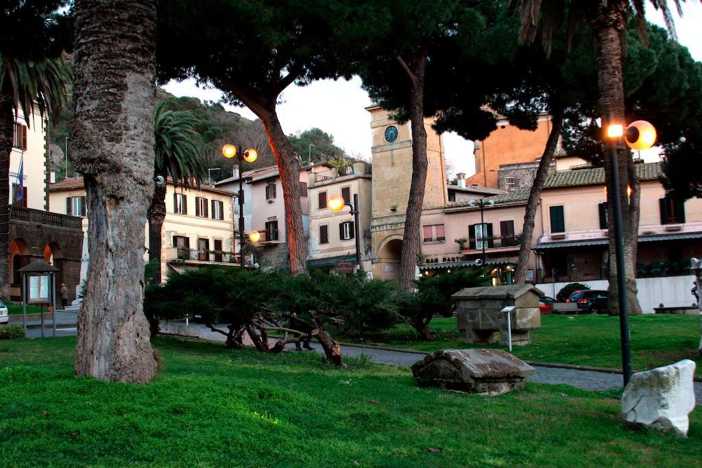 Relax In Piazzetta Casa E Appartamento Per Vacanze Тревиняно Романо Екстериор снимка